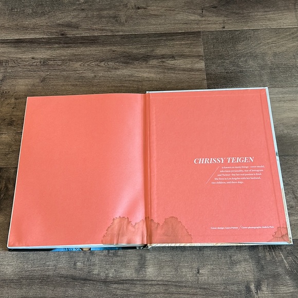 Chrissy Teigen Cook Boom Hungry for More Cravings - Picture 4 of 5